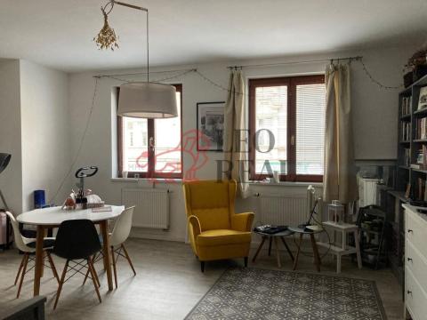 Pronájem bytu 1+kk, Praha - Žižkov, Husitská, 36 m2