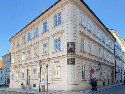 Pronájem restaurace, Praha - Malá Strana, Valdštejnské náměstí, 120 m2