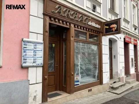 Prodej obchodního prostoru, Karlovy Vary, Bulharská, 92 m2