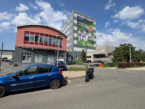 Pronájem obchodního prostoru, Olomouc, Hálkova, 56 m2