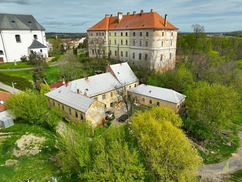 Prodej činžovního domu, Drnholec, 600 m2