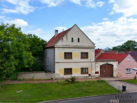 Prodej rodinného domu, Výškov, 252 m2
