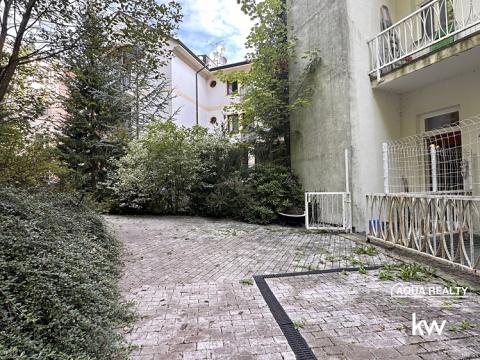 Pronájem bytu 4+kk, Karlovy Vary, Zámecký vrch, 131 m2