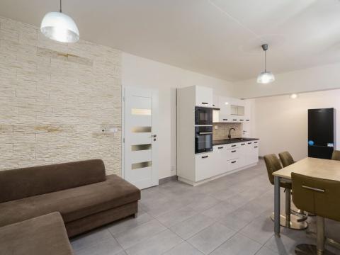 Pronájem bytu 2+kk, Praha - Letňany, Třinecká, 51 m2