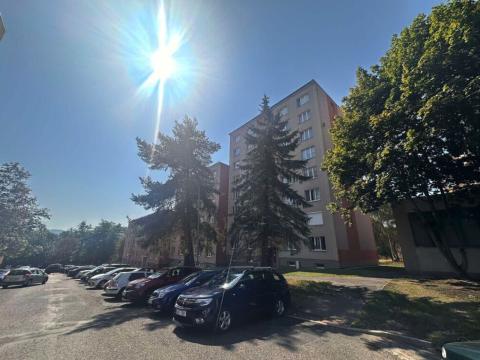 Pronájem bytu 2+1, Karlovy Vary, Plešivecká, 55 m2