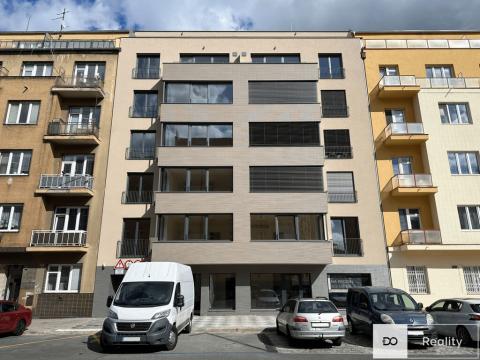 Pronájem bytu 2+kk, Praha - Nusle, Kloboučnická, 47 m2