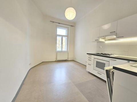 Pronájem bytu 3+kk, Praha - Dejvice, Václavkova, 79 m2