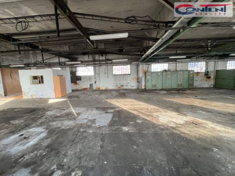 Pronájem skladu, Rokycany - Nové Město, Zeyerova, 2500 m2