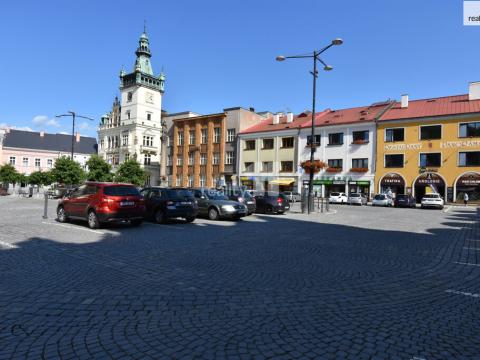 Pronájem bytu 2+1, Náchod, Masarykovo náměstí, 70 m2