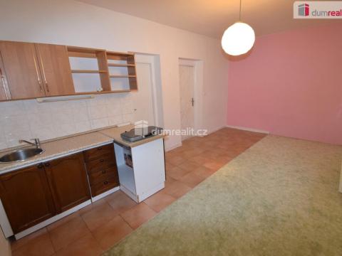 Pronájem bytu 1+kk, Praha - Čimice, Větrná, 30 m2