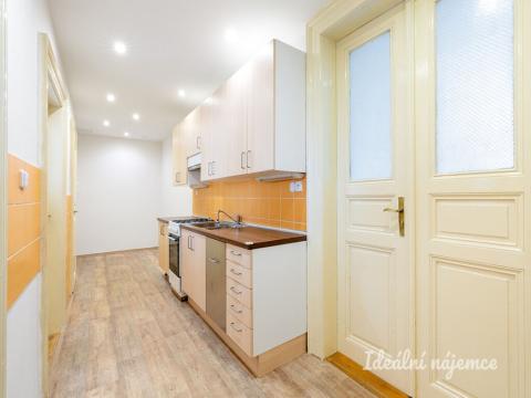 Pronájem bytu 3+kk, Praha - Vinohrady, Korunní, 68 m2