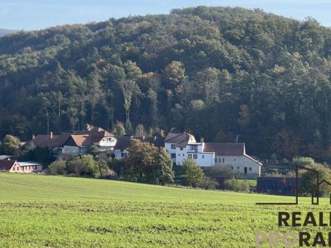 Prodej pozemku pro bydlení, Lažany, 3195 m2