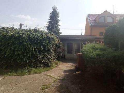 Prodej garáže, Břeclav, okres břeclav, Na Pěšině, 60 m2