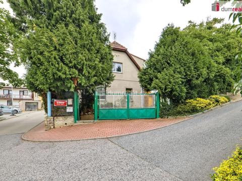 Prodej rodinného domu, Praha - Lochkov, K úvozu, 320 m2