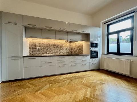 Prodej bytu 3+kk, Praha - Jinonice, Butovická, 78 m2