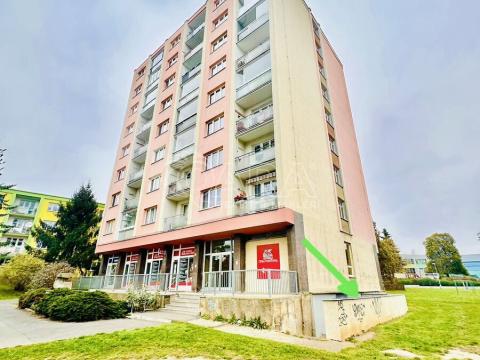 Pronájem obchodního prostoru, Beroun, Švermova, 82 m2