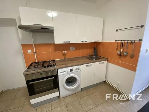 Pronájem bytu 2+kk, Ostrava, Novoveská, 58 m2