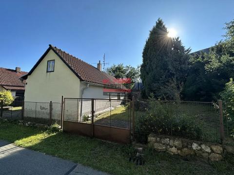 Prodej rodinného domu, Černovice, 70 m2