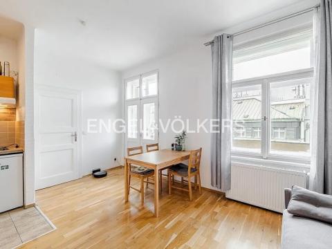 Pronájem bytu 2+kk, Praha - Nové Město, Národní, 40 m2