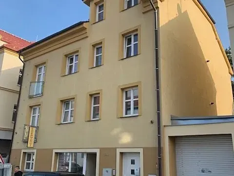 Pronájem bytu 1+kk, Kladno, Čermákova, 30 m2