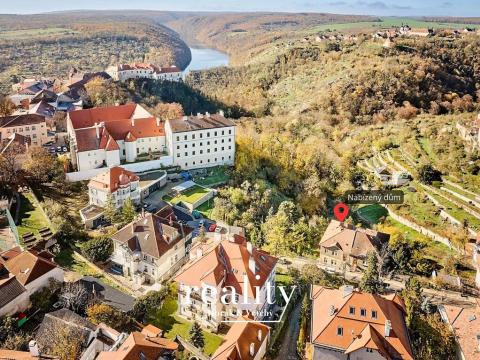 Prodej vily, Znojmo, Na Valech, 1832 m2