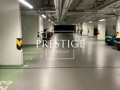 Pronájem garážového stání, Praha - Hloubětín, Modrého, 12 m2