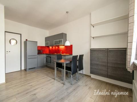 Pronájem bytu 1+kk, Praha - Libeň, Kandertova, 28 m2