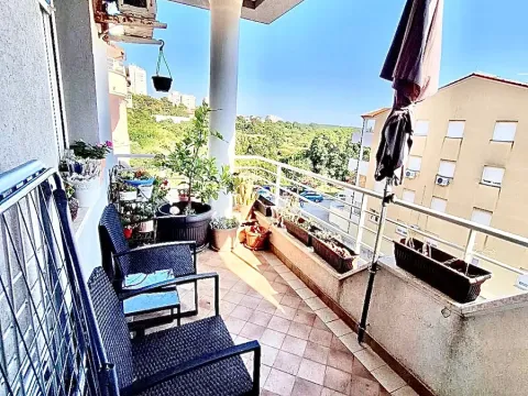 Prodej bytu 3+kk, Pula, Chorvatsko, 74 m2