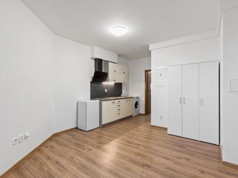 Prodej bytu 1+kk, Praha - Hloubětín, Kukelská, 20 m2