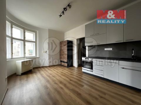 Pronájem bytu 2+1, Praha - Vysočany, Špitálská, 49 m2