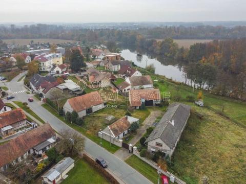 Prodej podílu 1/2 rodinného domu, Pardubice - Rosice, Rybitevská, 137 m2