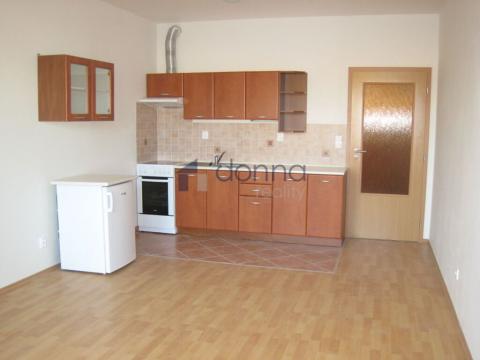 Pronájem bytu 1+kk, Praha - Strašnice, Strančická, 40 m2