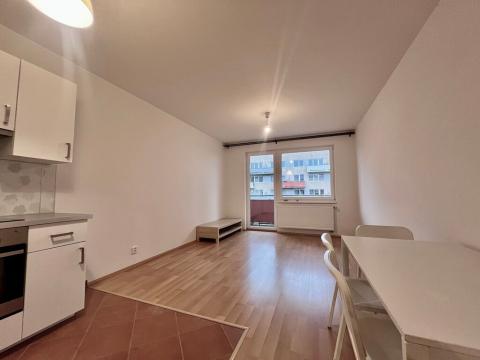 Pronájem bytu 1+kk, Praha - Horní Měcholupy, Hornoměcholupská, 36 m2