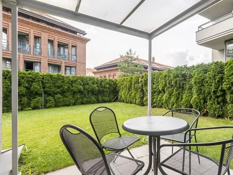 Pronájem bytu 2+kk, Praha - Nové Město, Na slupi, 50 m2