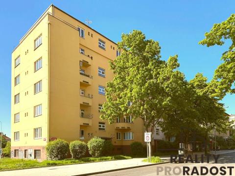 Prodej bytu 2+kk, Praha - Vršovice, 28. pluku, 50 m2