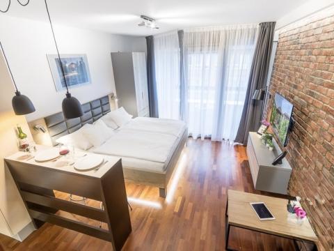 Pronájem bytu 1+kk, Praha - Nové Město, Hlavova, 33 m2