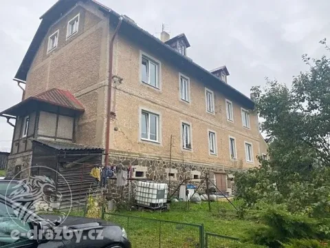 Dražba bytu 1+1, Roztoky, 34 m2