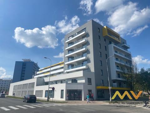 Pronájem bytu 2+kk, Hradec Králové - Slezské Předměstí, Kubelíkova, 57 m2