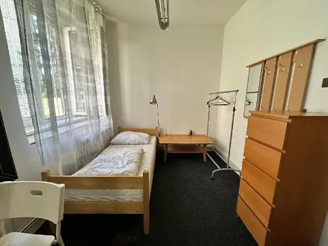 Pronájem pokoje, Praha - Vysočany, Na břehu, 25 m2