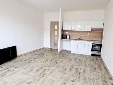 Prodej bytu 1+kk, Havířov - Šumbark, Letní, 30 m2