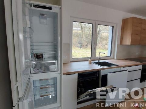 Prodej rodinného domu, Knovíz, Na Hrudném, 136 m2