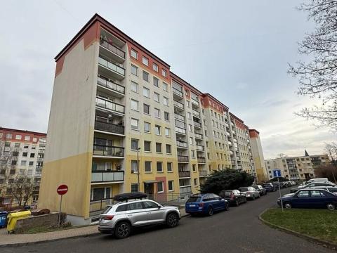 Pronájem bytu 1+kk, Ústí nad Labem, Spartakiádní, 31 m2