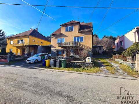 Prodej vícegeneračního domu, Křtiny, 294 m2