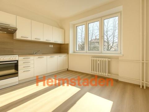 Pronájem bytu 2+1, Karviná - Nové Město, Havířská, 56 m2