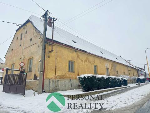 Prodej podílu 1/2 zemědělské usedlosti, Kounov, 1000 m2