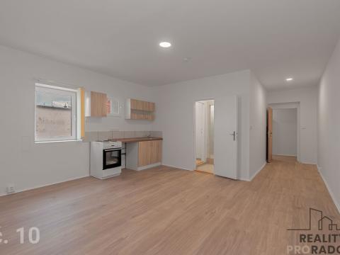 Pronájem bytu 2+kk, Znojmo, Kollárova, 48 m2