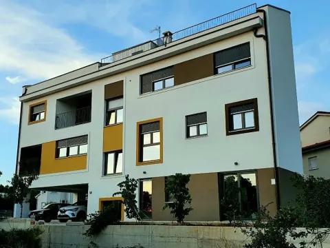 Prodej bytu 4+kk, Pula, Chorvatsko, 90 m2