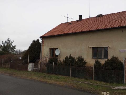 Prodej rodinného domu, Lužná, 1063 m2