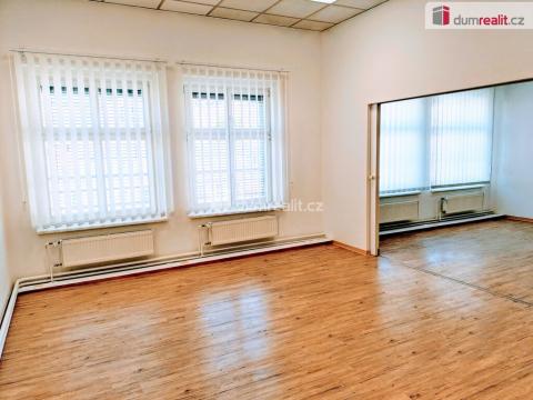 Pronájem kanceláře, Praha - Smíchov, Drtinova, 43 m2