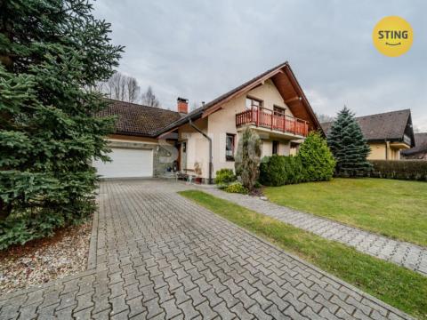 Prodej rodinného domu, Dolní Lomná, 200 m2